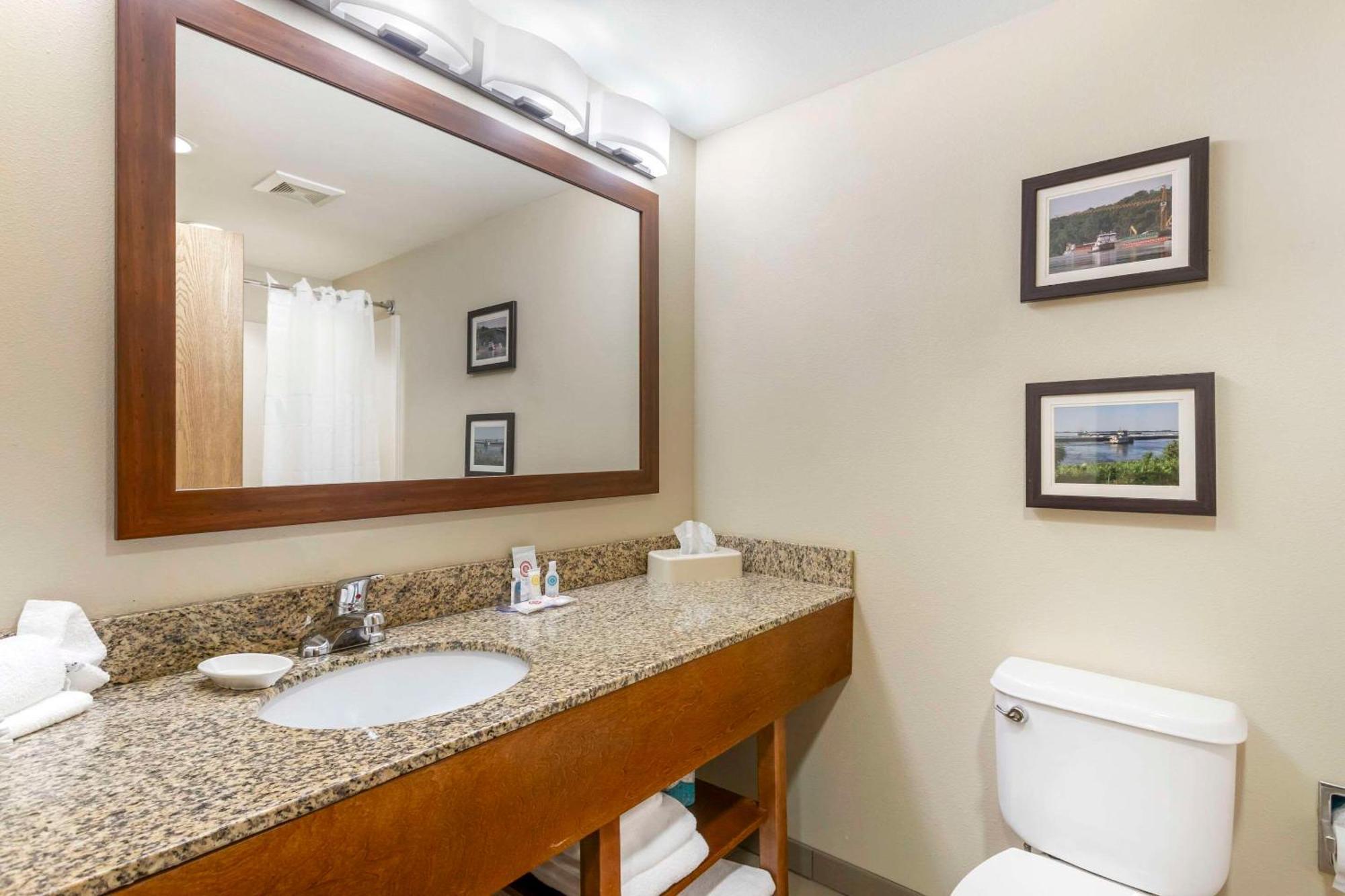 Comfort Inn & Suites Blytheville Ngoại thất bức ảnh