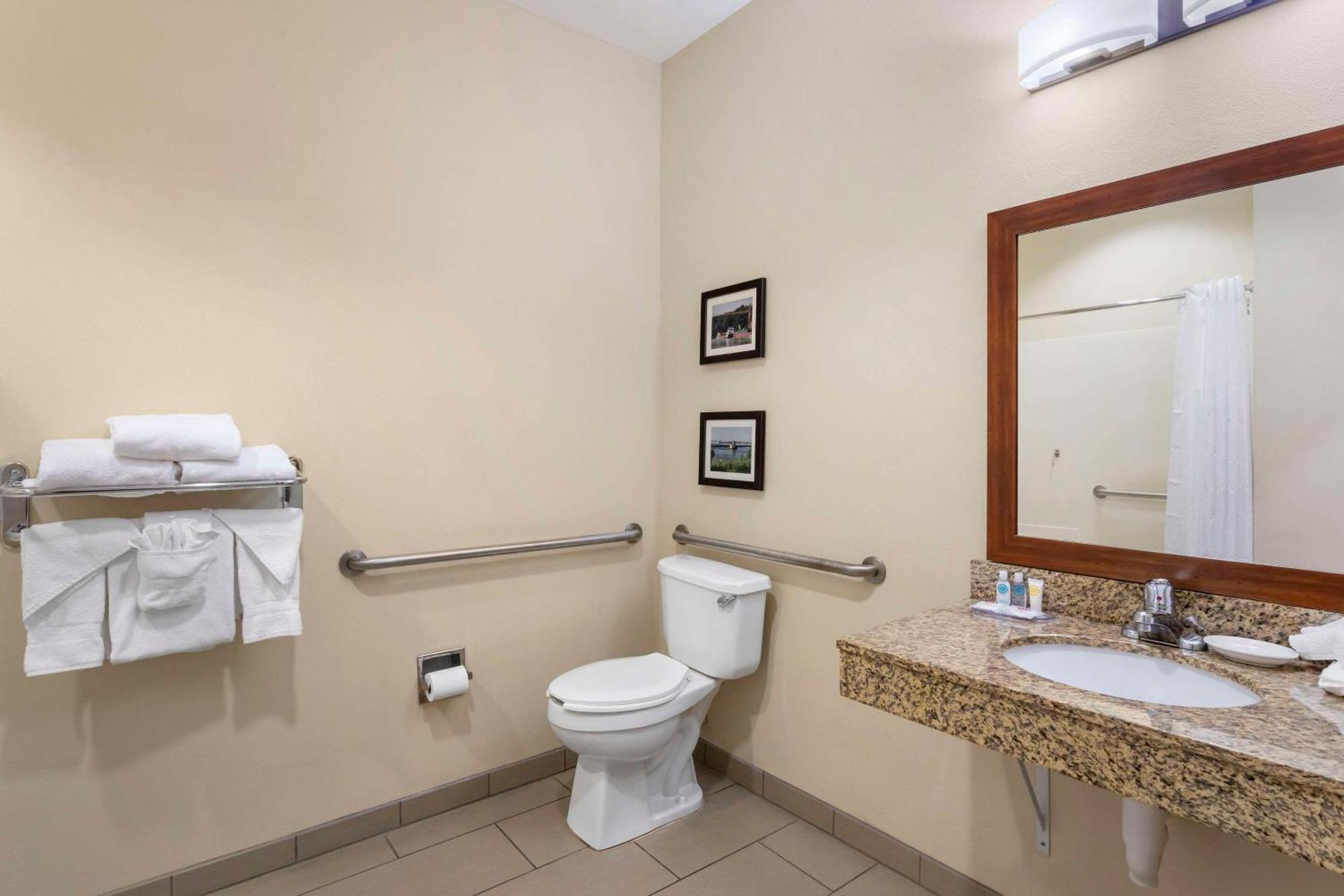 Comfort Inn & Suites Blytheville Ngoại thất bức ảnh
