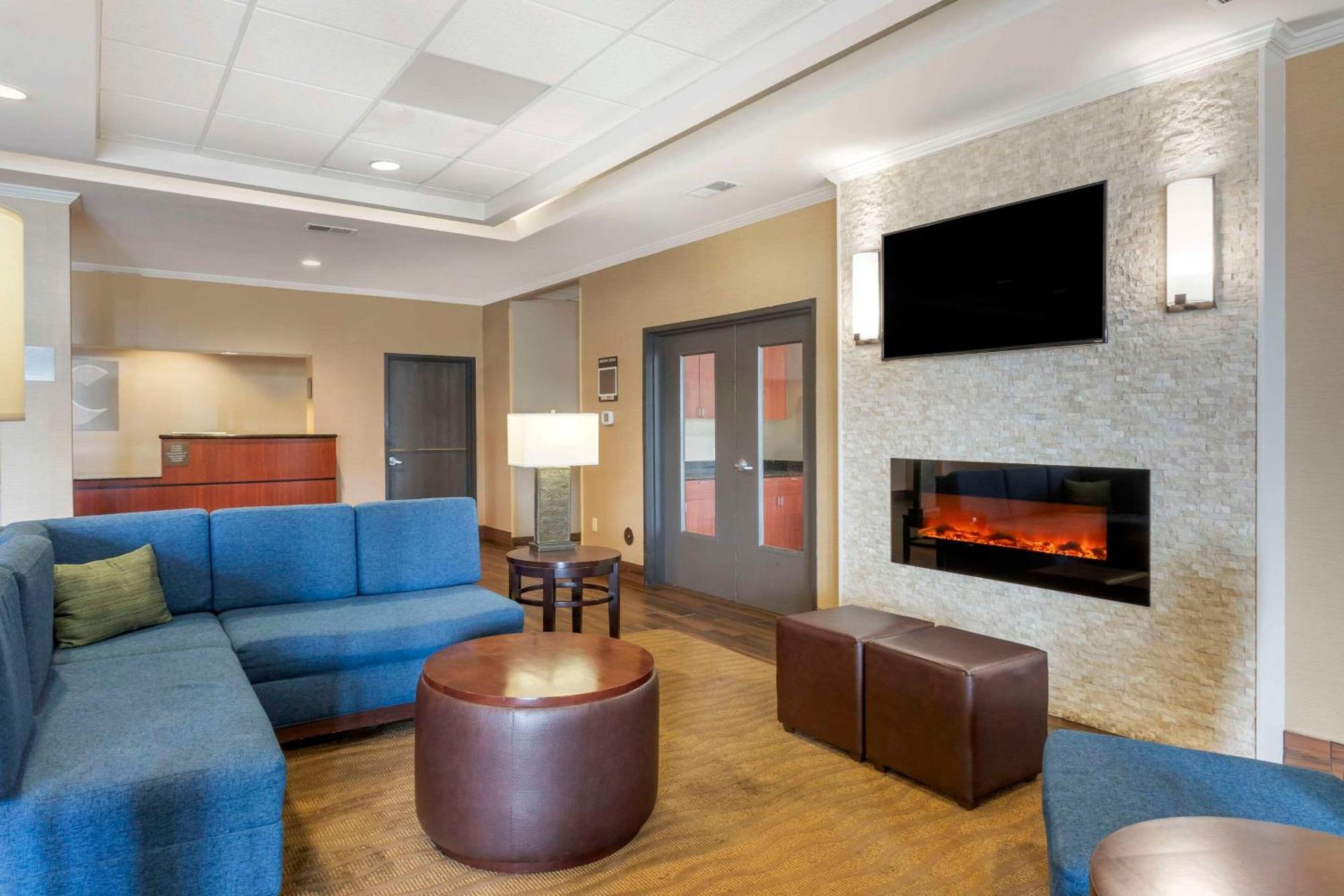 Comfort Inn & Suites Blytheville Ngoại thất bức ảnh